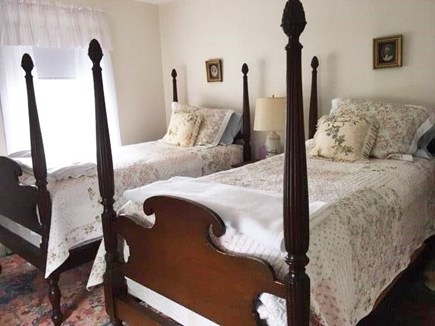 Pocasset Cape Cod vacation rental - Twin four poster bedroom