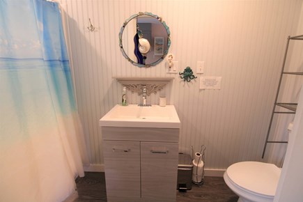 Eastham, Cape Cod Escape  Cape Cod vacation rental - Bathroom with tub/shower combination