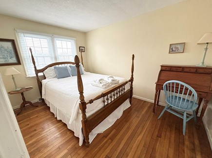 Chatham Cape Cod vacation rental - Queen bedroom