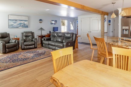 Eastham, Cape Cod Oasis, heated, saltwa Cape Cod vacation rental - Downstairs living room