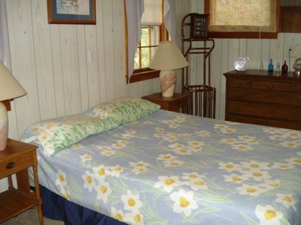 Eastham, Kingsbury - 352 Cape Cod vacation rental - Bedroom with Queen