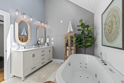 Osterville Cape Cod vacation rental - En-suite master bathroom