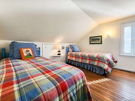 Mashpee Cape Cod vacation rental - Upstairs bedroom with two twin beds