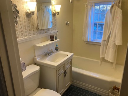 Pocasset Cape Cod vacation rental - Upstairs bathroom