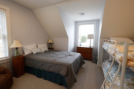 Chatham Cape Cod vacation rental - Upstairs Full/Twin Bunk Room