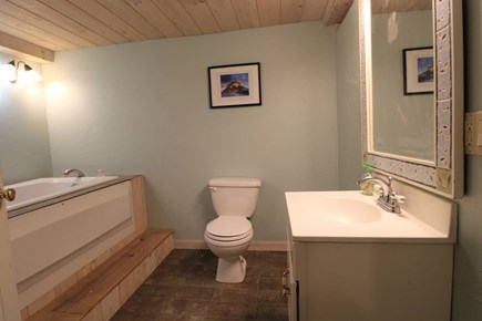 Yarmouth Cape Cod vacation rental - Lower level full bathroom with soaking tub