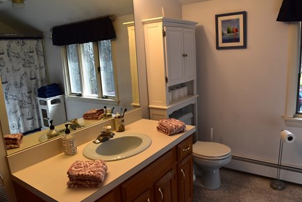 West Yarmouth Cape Cod vacation rental - 2nd floor full bath with washer/dryer