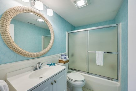 Yarmouth Cape Cod vacation rental - Bathroom