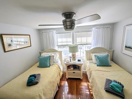 Dennis Port Cape Cod vacation rental - Twin room