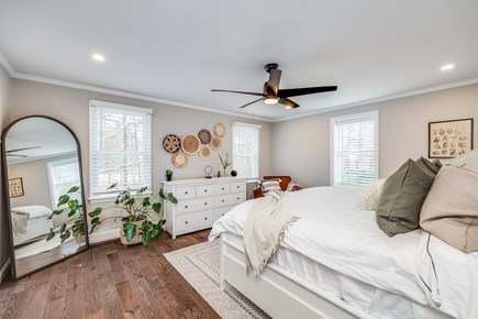 Centerville Cape Cod vacation rental - 1st floor en-suite primary with king bed