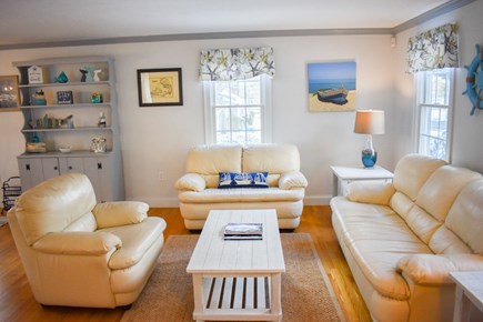 Yarmouth Cape Cod vacation rental - den