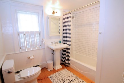 Wellfleet Cape Cod vacation rental - Main house first floor bathroom with tub/shower