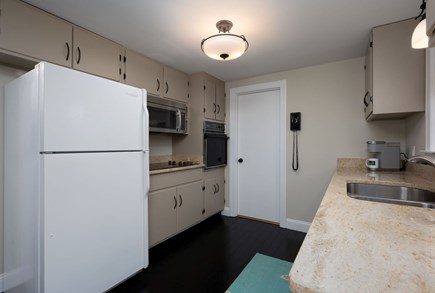 Centerville Cape Cod vacation rental - Plenty of prep space on the counter