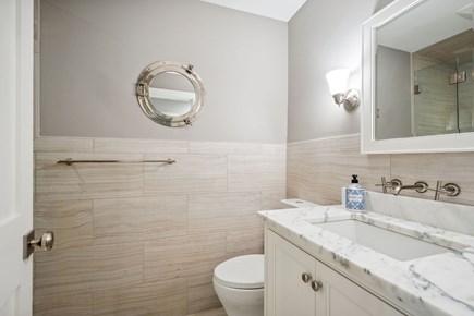 Centerville Cape Cod vacation rental - Bathroom 2: Full w/ Shower- 1st Floor