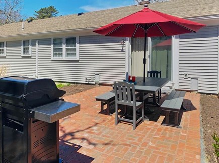 Osterville Cape Cod vacation rental - Patio dining & gas grill