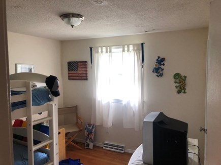 Falmouth, Teaticket Cape Cod vacation rental - Bunk bedroom with flat screen TV