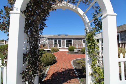 Yarmouth Cape Cod vacation rental - Lovely entrance to home