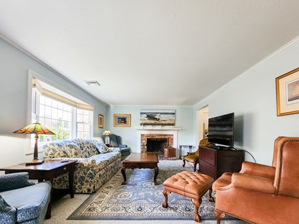 Osterville Cape Cod vacation rental - Spacious living room with ample seating.