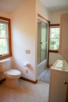 Brewster Cape Cod vacation rental - Primary Bathroom (2nd floor)