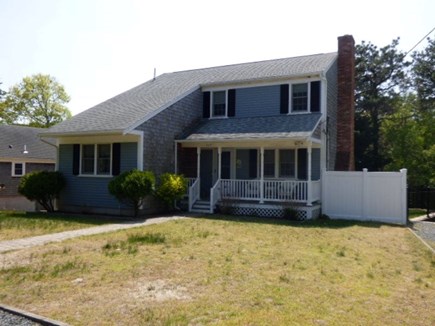 So. Dennis Cape Cod vacation rental - Front of House