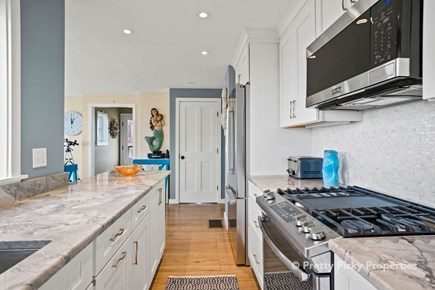 Wellfleet Cape Cod vacation rental - Fully renovated and equipped kitchen.