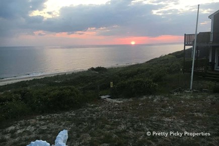 Wellfleet Cape Cod vacation rental - 30 seconds later.