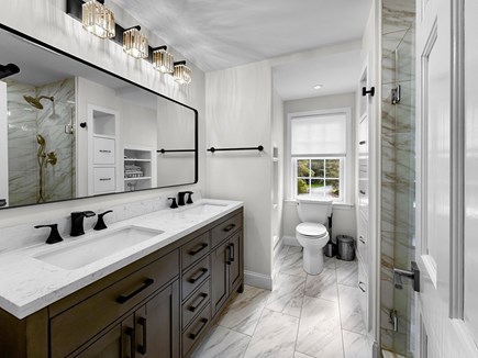 Centerville Cape Cod vacation rental - Ensuite Bathroom #3 to Bedroom #5