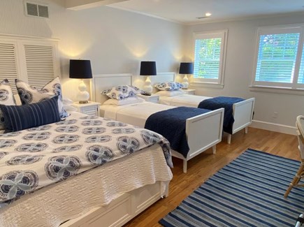 Chatham Cape Cod vacation rental - Bedroom 3: 1 Queen, 2 Twins and ensuite