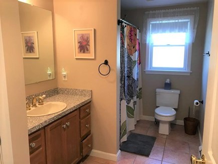 Eastham Cape Cod vacation rental - Second Floor - Full Bathroom