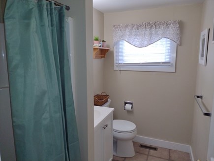 South Wellfleet Cape Cod vacation rental - Shower bath in hall
