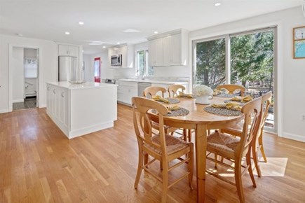 Wellfleet Cape Cod vacation rental - Dining table for 6