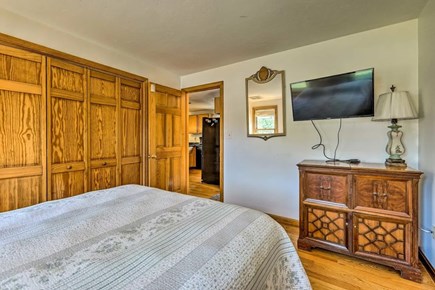 Mashpee Cape Cod vacation rental - Bedroom with queen bed