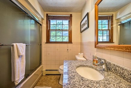 Falmouth Cape Cod vacation rental - Full Bathroom with granite countertops
