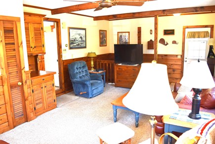 Centerville Cape Cod vacation rental - Family room