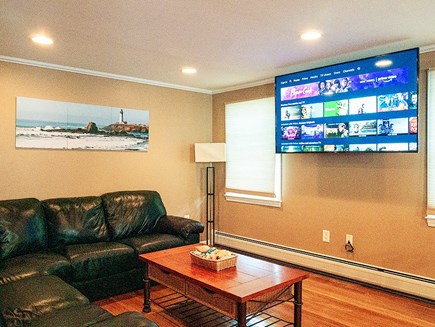Bourne, Buzzards Bay Cape Cod vacation rental - 1st floor living room with TV