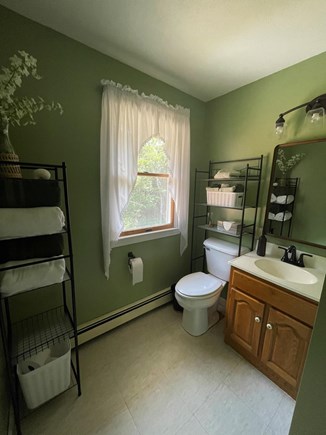 Wareham MA vacation rental - Upstairs bathroom with step in shower