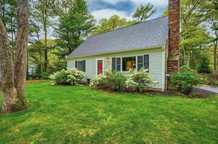 Centerville Cape Cod vacation rental - Beautiful, meticulous landscaping with plenty of space!