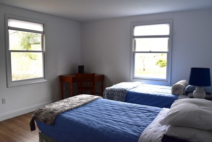 Centerville Cape Cod vacation rental - 2 twin beds