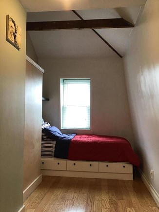 Marshfield, Brant Rock MA vacation rental - 1 of 2 twins in 3rd bedroom