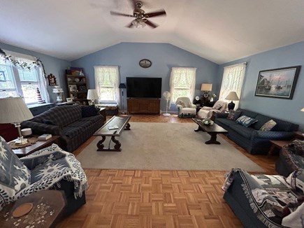 Wellfleet Cape Cod vacation rental - Family Room with 75 Inch TV