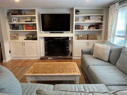 Yarmouth, Honeybee Cottage Cape Cod vacation rental - Relax and unwind around the entertainment center.