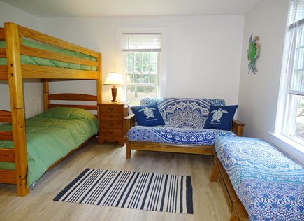 Eastham Cape Cod vacation rental - Bunk bedroom w futon