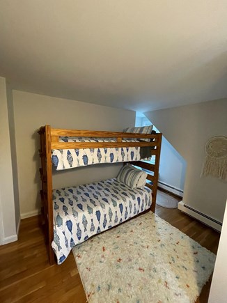 Eastham, Kingsbury Beach - 3798 Cape Cod vacation rental - Bedroom with bunkbeds