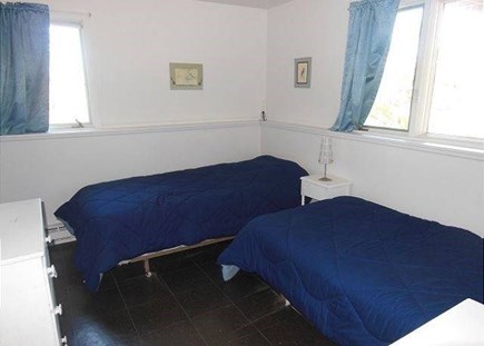 Wellfleet Cape Cod vacation rental - twin bedroom