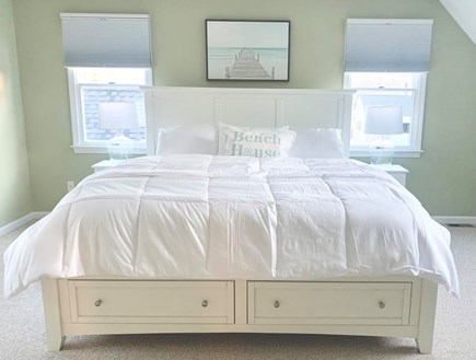 East Falmouth Cape Cod vacation rental - King Size Bed