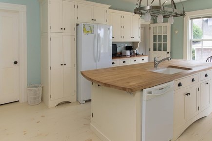 Osterville Cape Cod vacation rental - Bright large kitchen