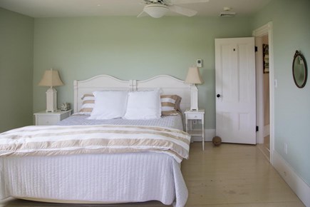 Osterville Cape Cod vacation rental - Queen size bedroom