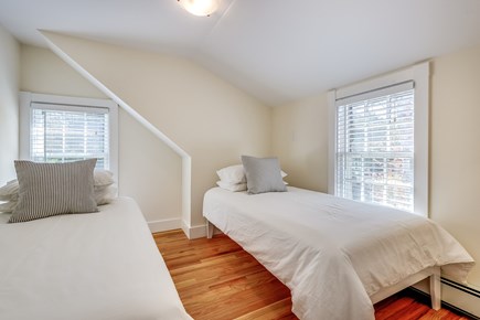 Chatham Cape Cod vacation rental - Twin bedroom