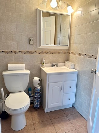 West Yarmouth Cape Cod vacation rental - Bathroom