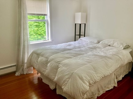 Centerville Cape Cod vacation rental - Queen bedroom